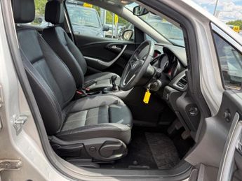 VAUXHALL ASTRA 1.6 16v Elite Euro 5 5dr