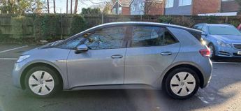 VOLKSWAGEN ID.3 Pro 58kWh Life