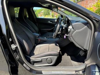 MERCEDES-BENZ A CLASS 2.1 A200d AMG Line 7G-DCT Euro 6 (s/s) 5dr
