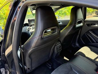 MERCEDES-BENZ A CLASS 2.1 A200d AMG Line 7G-DCT Euro 6 (s/s) 5dr