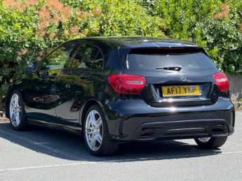 MERCEDES-BENZ A CLASS 2.1 A200d AMG Line 7G-DCT Euro 6 (s/s) 5dr