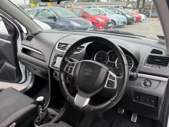 SUZUKI SWIFT 1.6 Sport Euro 5 5dr
