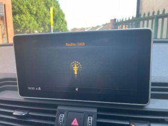 AUDI Q5 2.0 TFSI 45 S line
