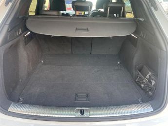 AUDI Q5 2.0 TFSI 45 S line
