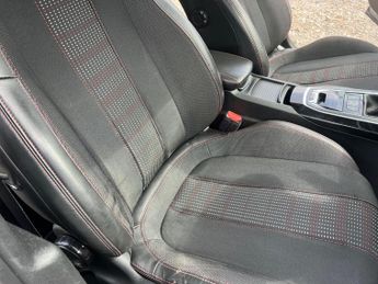 PEUGEOT 308 2.0 BlueHDi GT Line