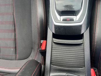 PEUGEOT 308 2.0 BlueHDi GT Line