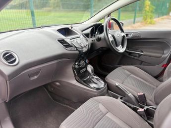 FORD FIESTA 1.0T EcoBoost Zetec Powershift Euro 6 5dr