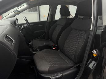 VOLKSWAGEN POLO 1.2 TSI BlueMotion Tech SE Hatchback 5dr Petrol DSG Euro 6 (s/s)