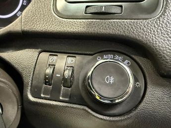 VAUXHALL INSIGNIA 2.0 CDTi Design