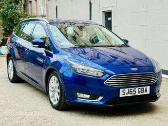 FORD FOCUS 1.6 Titanium