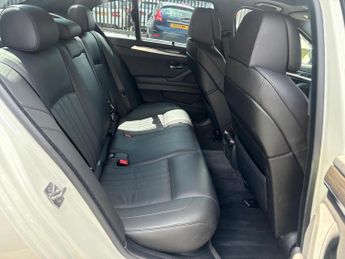 BMW M5 4.4 V8 M Performance Edition