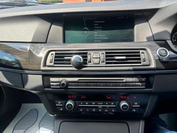 BMW M5 4.4 V8 M Performance Edition