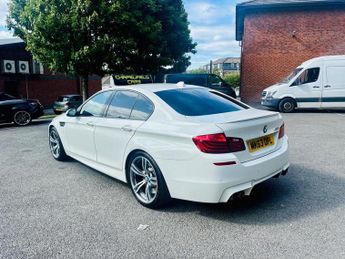 BMW M5 4.4 V8 M Performance Edition