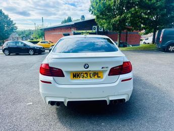 BMW M5 4.4 V8 M Performance Edition
