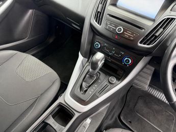 FORD FOCUS 1.6 Zetec Powershift Euro 6 5dr
