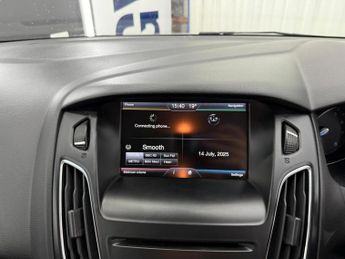 FORD FOCUS 1.6 Zetec Powershift Euro 6 5dr