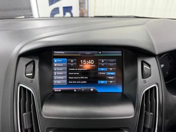 FORD FOCUS 1.6 Zetec Powershift Euro 6 5dr