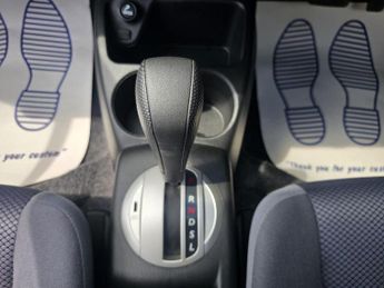 HONDA JAZZ 1.4 i-DSI SE CVT-7 5dr