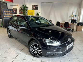 VOLKSWAGEN GOLF 1.0 TSI SE Nav