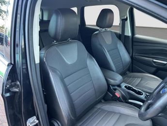 FORD KUGA 2.0 TDCi Titanium Powershift AWD Euro 5 5dr