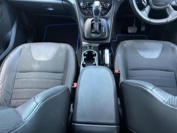 FORD KUGA 2.0 TDCi Titanium Powershift AWD Euro 5 5dr