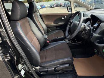 HONDA FIT 1.5 SHUTTLE AUTO