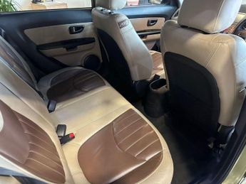 KIA SOUL 1.6 CRDi Searcher
