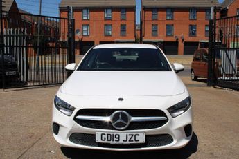MERCEDES-BENZ A CLASS 1.3 A180 SE