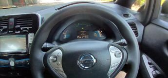 NISSAN LEAF 30kWh Black Edition