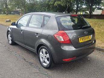 KIA CEED 1.6 2 Auto Euro 4 5dr