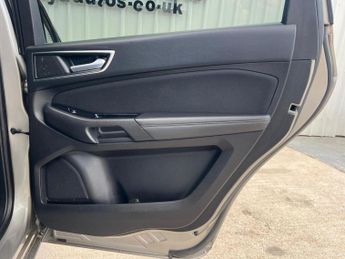FORD S-MAX 2.0 TDCi Titanium Powershift Euro 6 (s/s) 5dr