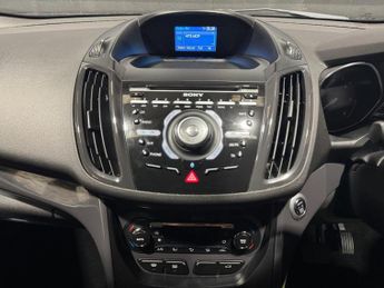 FORD KUGA 2.0 TDCi Titanium X