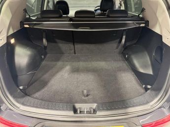 KIA SPORTAGE 2.0 CRDi KX-2