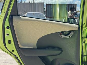 HONDA JAZZ 1.3 HYBRID AUTO