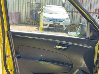 SUZUKI SWIFT 1.2 SZ4 AUTO