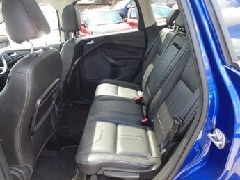 FORD KUGA 1.5 T EcoBoost Titanium X ALL WHEEL DRIVE