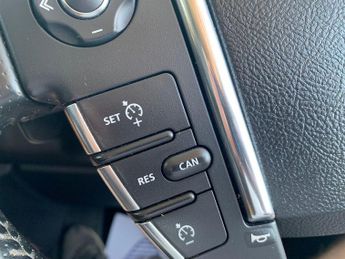 LAND ROVER RANGE ROVER SPORT 3.0 SD V6 SE