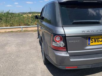 LAND ROVER RANGE ROVER SPORT 3.0 SD V6 SE