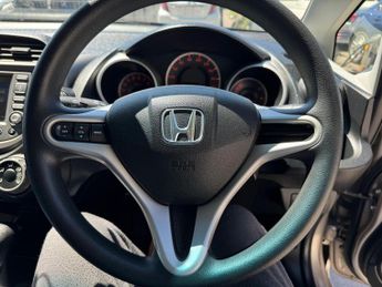 HONDA JAZZ 1.3 AUTO 5DR