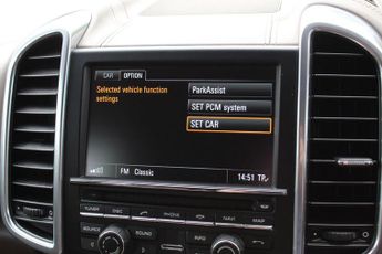 PORSCHE CAYENNE 4.8 T V8