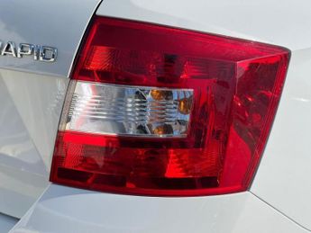 SKODA RAPID 1.2 TSI SE Tech DSG Euro 6 (s/s) 5dr
