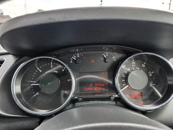 PEUGEOT 3008 1.6 BlueHDi Allure