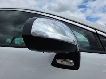PEUGEOT 3008 1.6 BlueHDi Allure