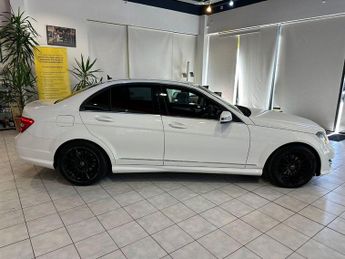 MERCEDES-BENZ C CLASS 2.1 C220 CDI BlueEfficiency AMG Sport