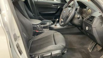 BMW 1 SERIES 1.5 118i Sport 5-door