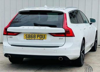 VOLVO V90 2.0 D4 Momentum Auto Euro 6 (s/s) 5dr