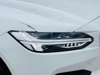 VOLVO V90 2.0 D4 Momentum Auto Euro 6 (s/s) 5dr