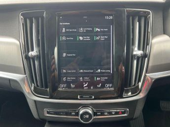 VOLVO V90 2.0 D4 Momentum Auto Euro 6 (s/s) 5dr