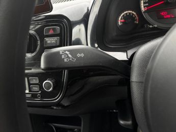 VOLKSWAGEN UP 1.0 Move up! ASG Euro 5 5dr