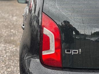 VOLKSWAGEN UP 1.0 Move up! Hatchback 5dr Petrol ASG Euro 5 (60 ps)